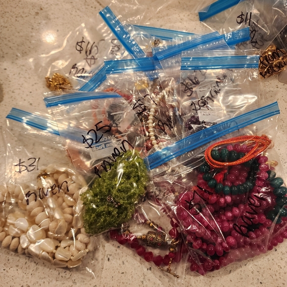 🚫HOLD FOR RAVEN🚫 - Picture 2 of 2